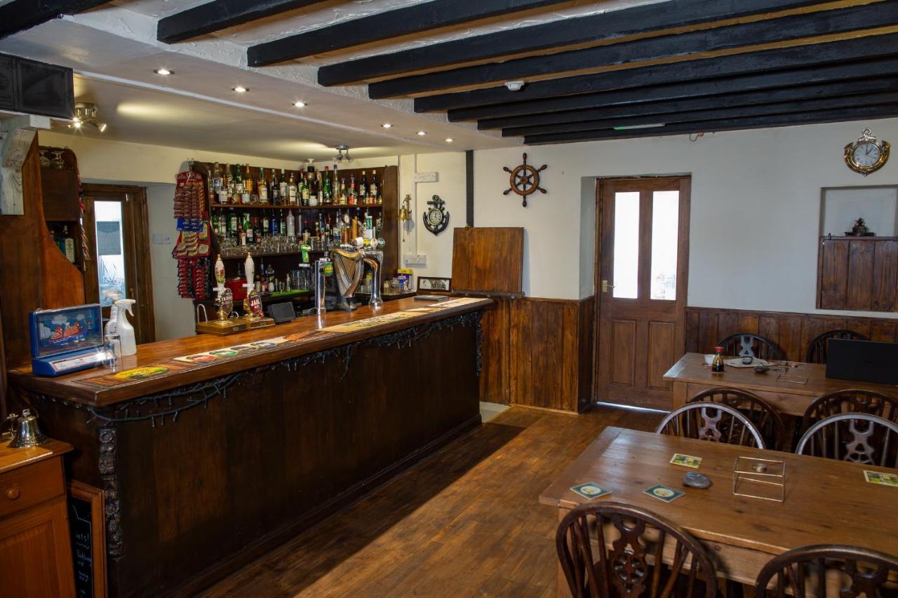 The Anchor Inn Hartland Eksteriør billede